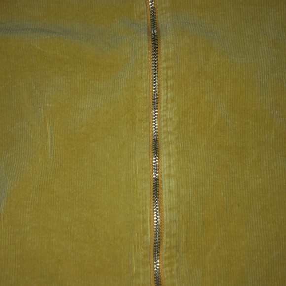 yellow zip up mini skirt - Picture 2 of 2